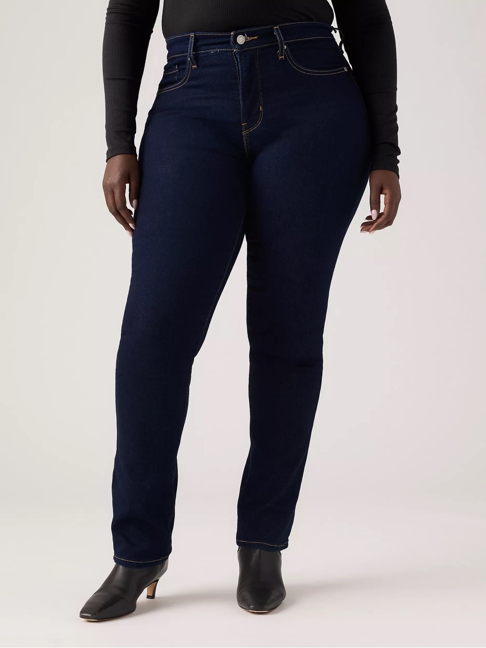 Levi's 314 Shaping Straight Women’s Jeans in Darkest Sky | Size 33